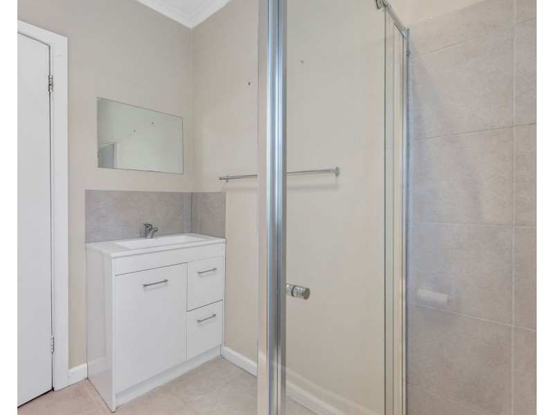 21 Glencoe Street, Kennington VIC 3550