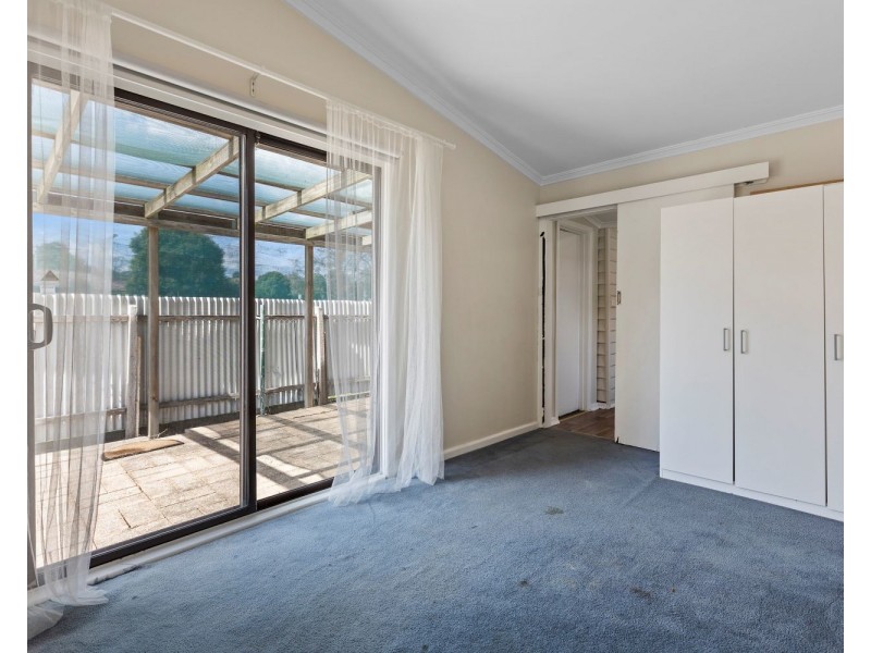21 Glencoe Street, Kennington VIC 3550