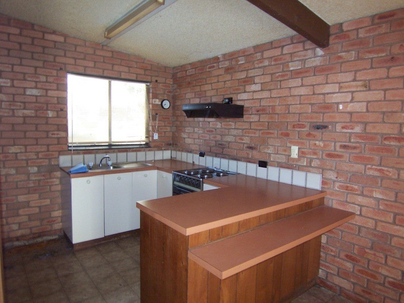 2/2 Carey Court, Spring Gully VIC 3550