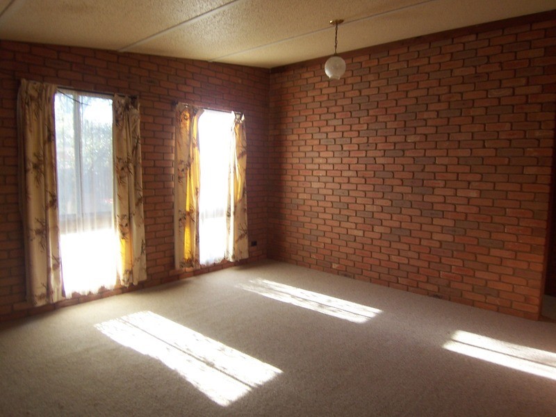 2/2 Carey Court, Spring Gully VIC 3550