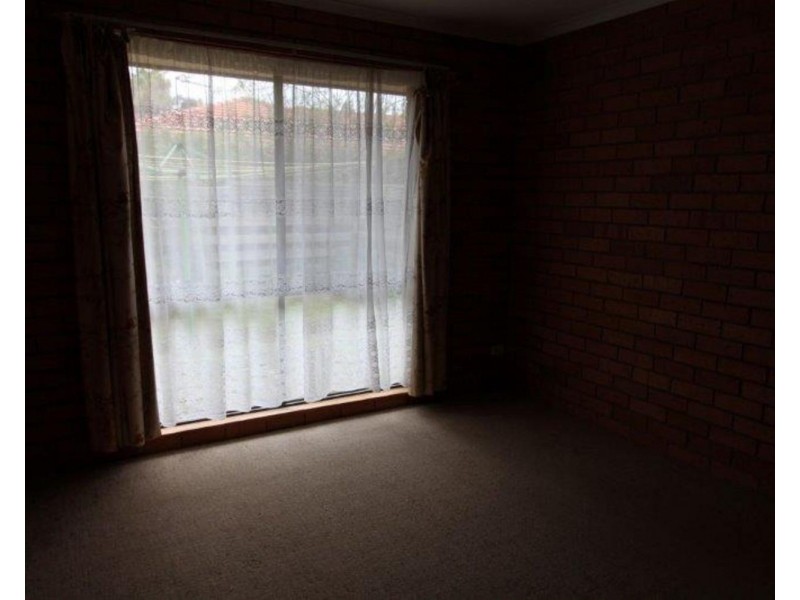 1/154 Harley Street, Strathdale VIC 3550