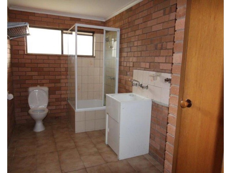 1/154 Harley Street, Strathdale VIC 3550