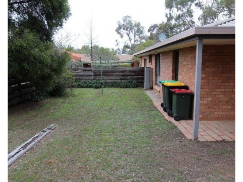 1/154 Harley Street, Strathdale VIC 3550