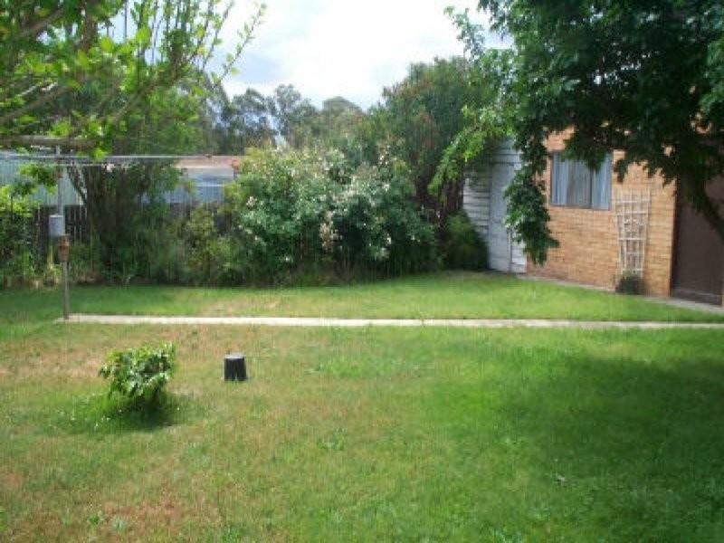 24 Alexander Street, Kangaroo Flat VIC 3555