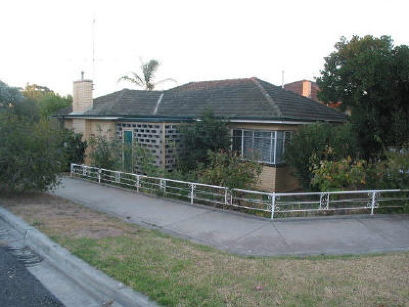 26 Marshall Crescent, Kennington VIC 3550