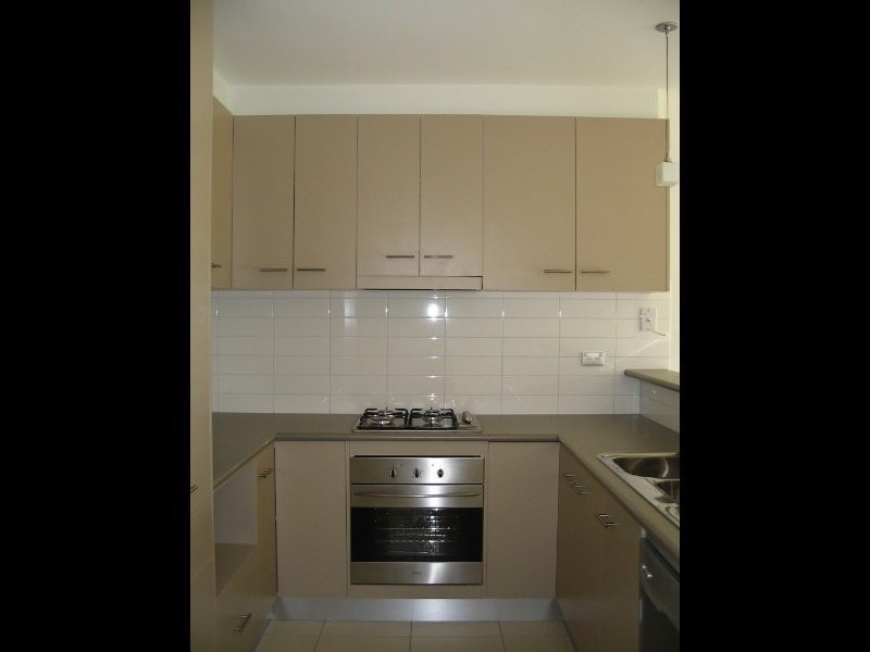 9/7a Curtin Street, Flora Hill VIC 3550