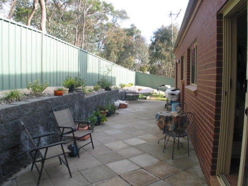 9 Derby Grove, Flora Hill VIC 3550