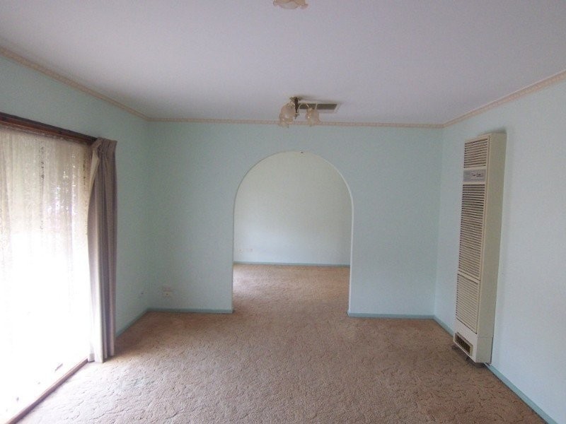 9 Forest Drive, Epsom VIC 3551