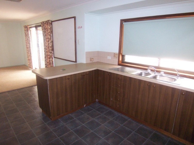 9 Forest Drive, Epsom VIC 3551