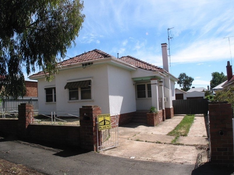 82 Eaglehawk Road, Bendigo VIC 3550