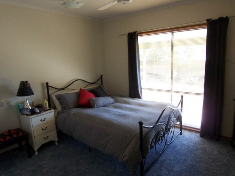 2/13 Louey Drive, Bendigo VIC 3550