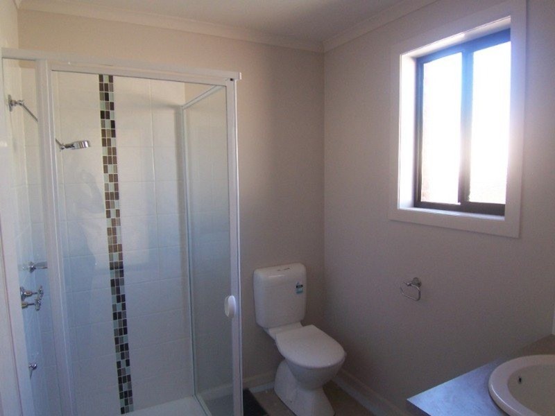19A Lowe Street, Kangaroo Flat VIC 3555