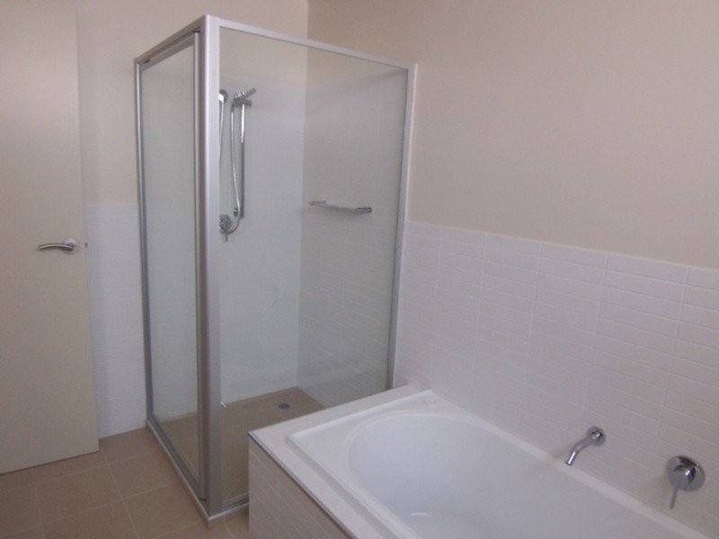3/50 Race Street, Flora Hill VIC 3550