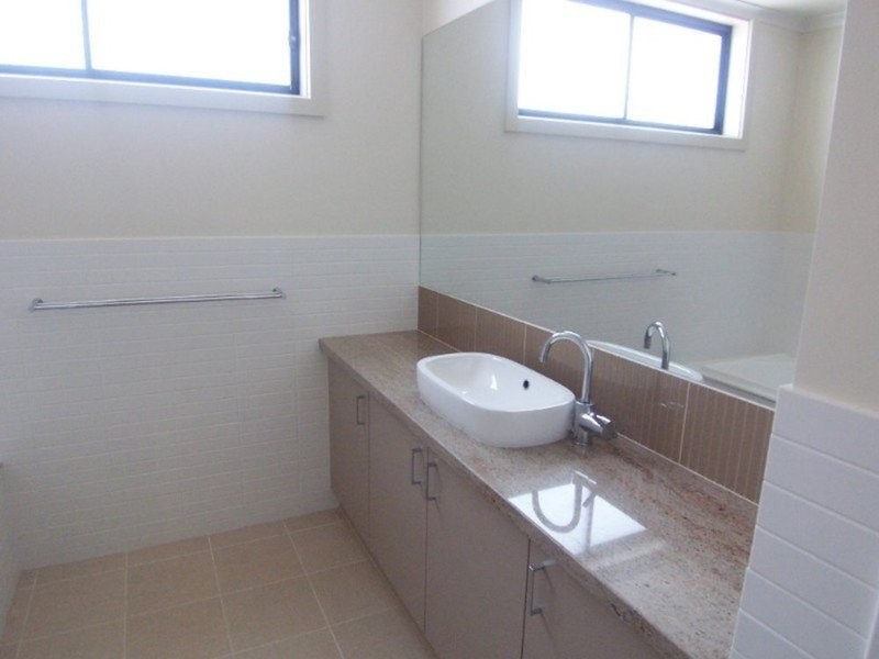 3/50 Race Street, Flora Hill VIC 3550