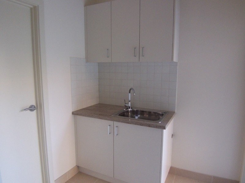 8/50 Race Street, Flora Hill VIC 3550