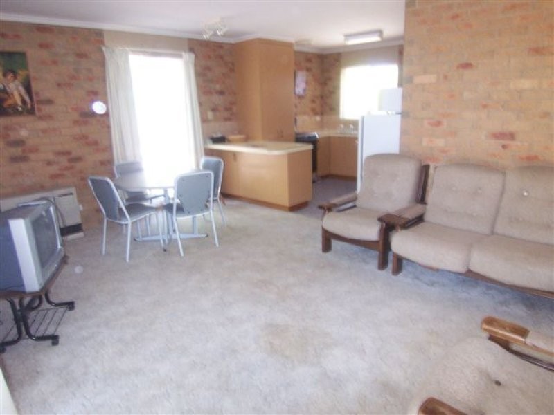 420 High Street, Golden Square VIC 3555