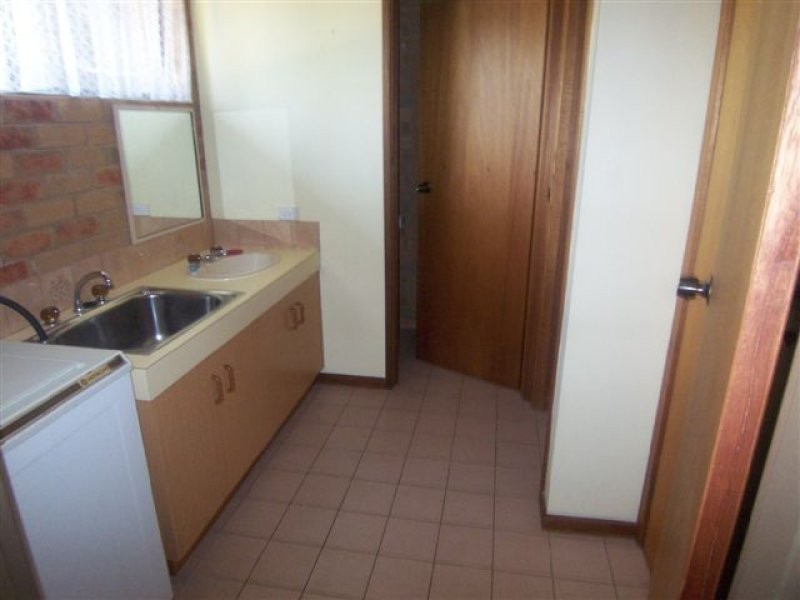 420 High Street, Golden Square VIC 3555