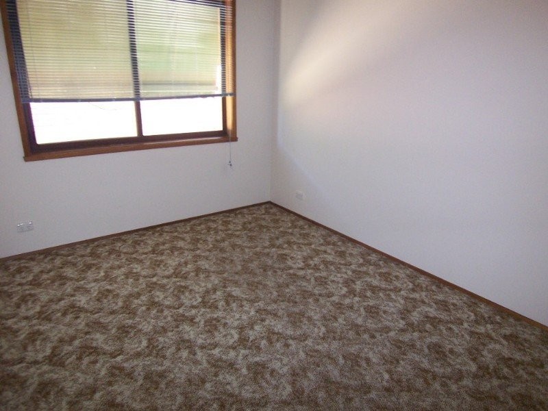 2/80 Lowndes Street, Kennington VIC 3550