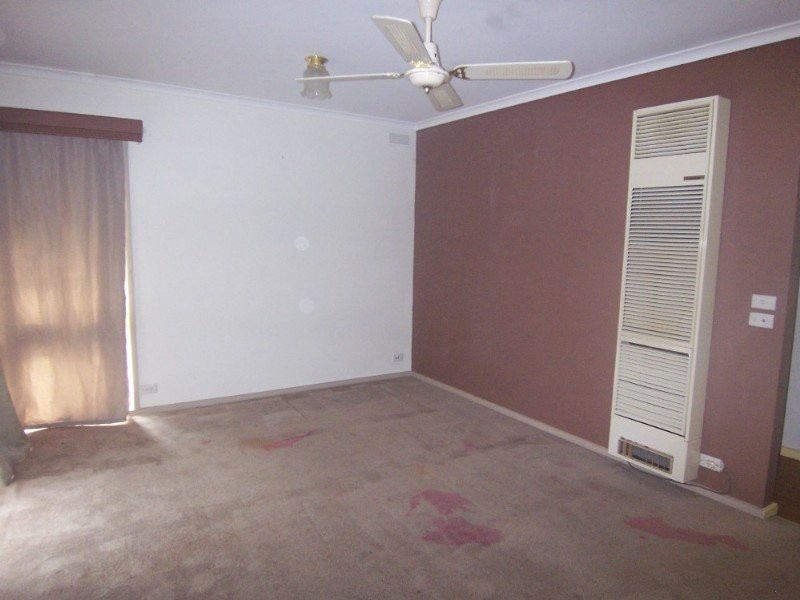 5 Sparrowhawk Road, Long Gully VIC 3550