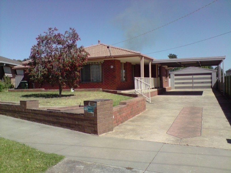 7 Collins Court, California Gully VIC 3556