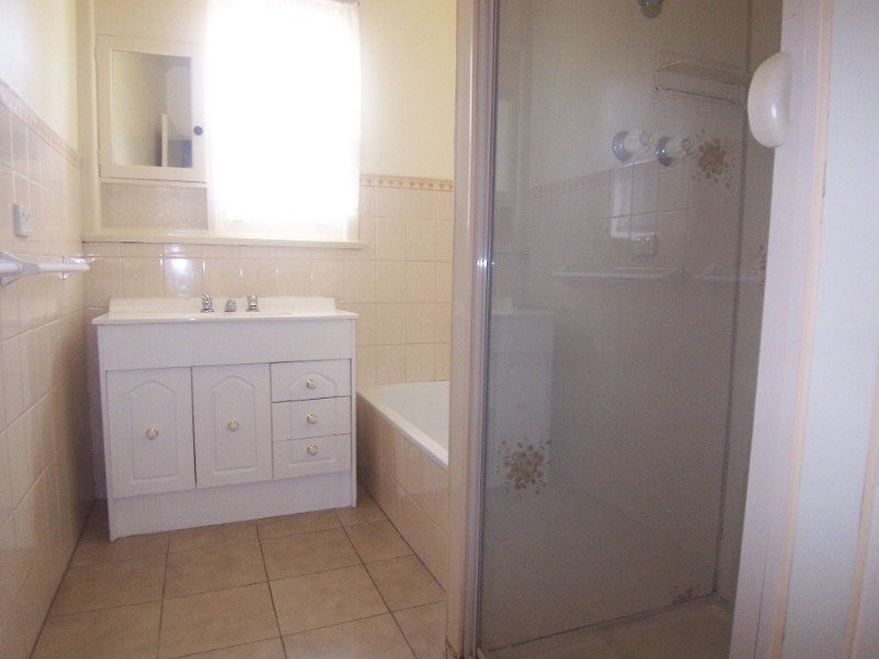 15 Towers Street, Flora Hill VIC 3550