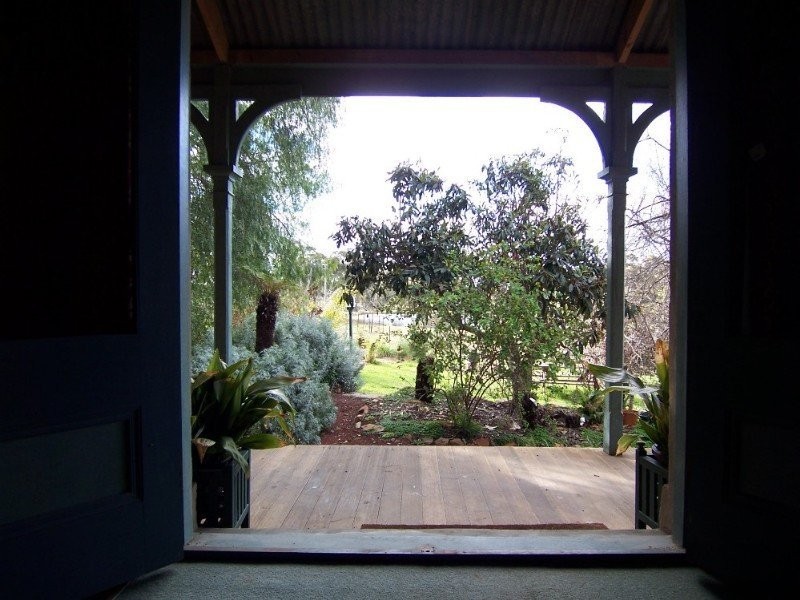 287 Mannes Lane, Emu Creek VIC 3551