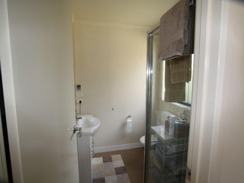 8 Caleb Close, Golden Square VIC 3555