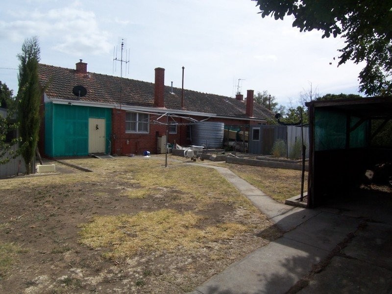 2 Churchill Avenue, Bendigo VIC 3550