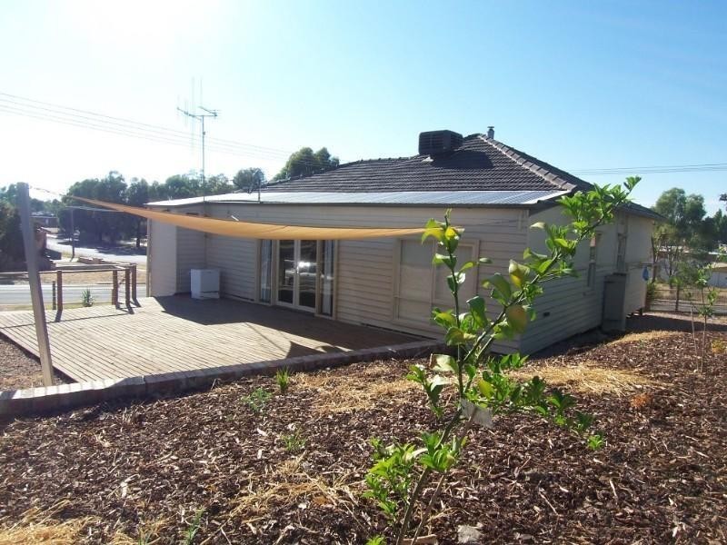 56 Old High Street, Golden Square VIC 3555