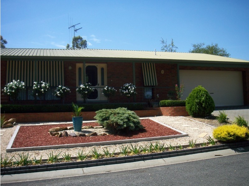 7 Coolbunna Close, Golden Square VIC 3555