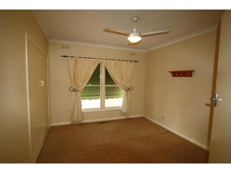 58 Simpsons Road, Eaglehawk VIC 3556