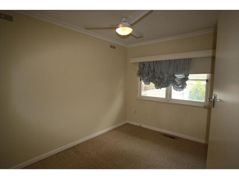 58 Simpsons Road, Eaglehawk VIC 3556