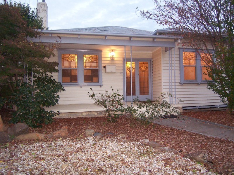 28 Booth Street, Golden Square VIC 3555