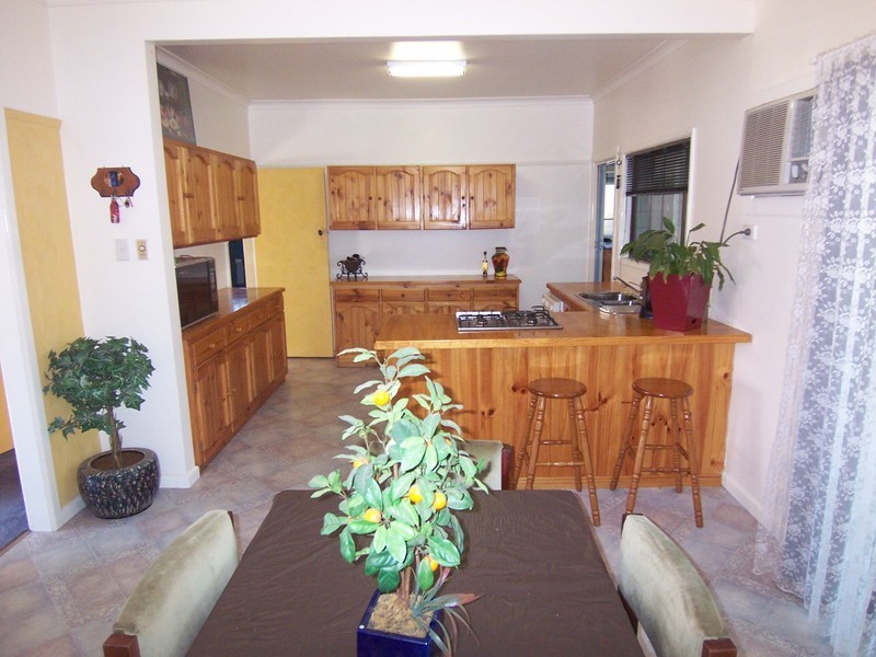 35 Wesley Street, Kangaroo Flat VIC 3555