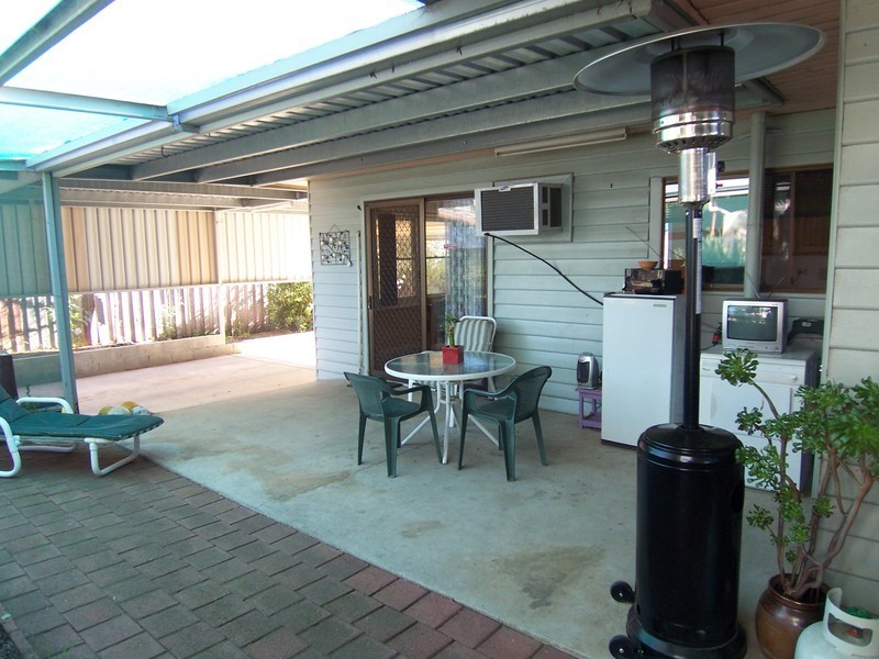 35 Wesley Street, Kangaroo Flat VIC 3555