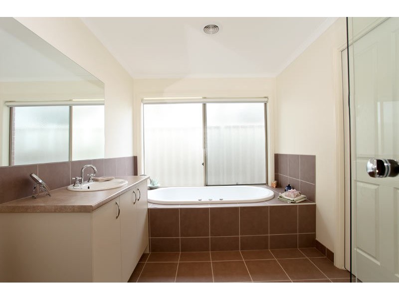 57 Taylors Lane, Strathfieldsaye VIC 3551