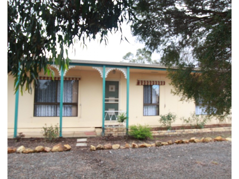 7 Pine Grove, Goornong VIC 3557