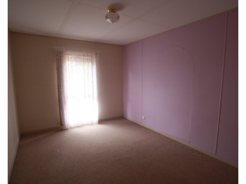 7 Pine Grove, Goornong VIC 3557