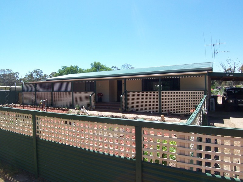 11 Sullivan Street, Inglewood VIC 3517