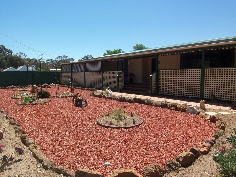 11 Sullivan Street, Inglewood VIC 3517