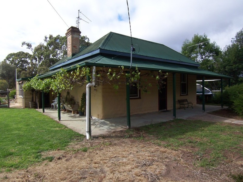 13-15 Sullivan Street, Inglewood VIC 3517