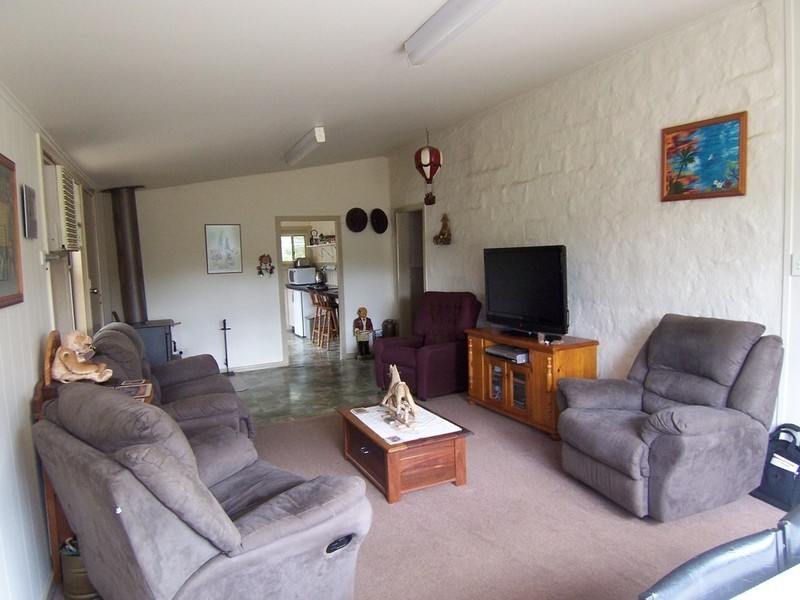 13-15 Sullivan Street, Inglewood VIC 3517