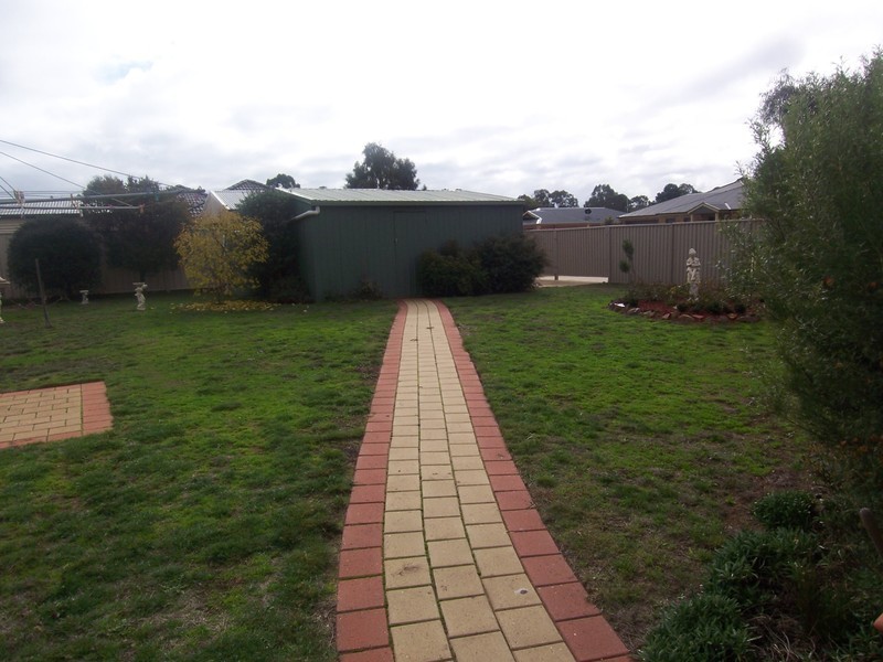 26 Saxby Drive, Strathfieldsaye VIC 3551