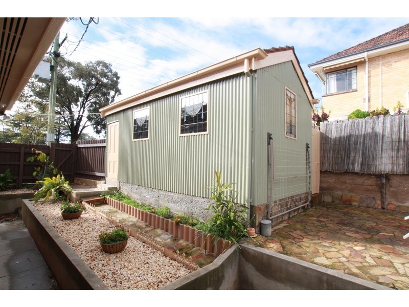 1 Hamlet Street, Quarry Hill VIC 3550