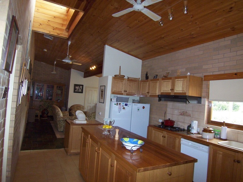 235 Tannery Lane, Mandurang VIC 3551