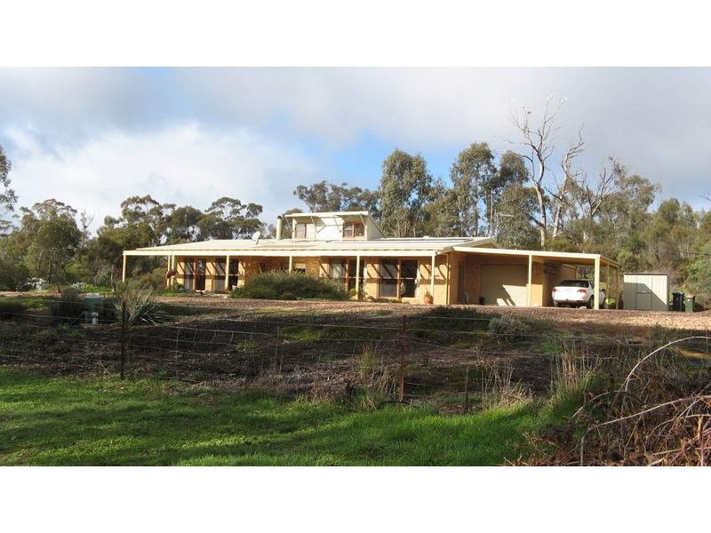 235 Tannery Lane, Mandurang VIC 3551