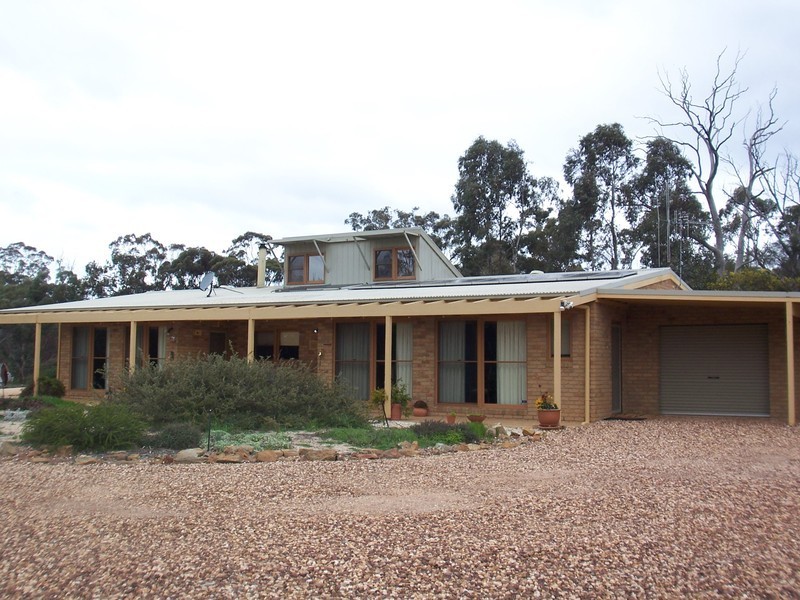 235 Tannery Lane, Mandurang VIC 3551