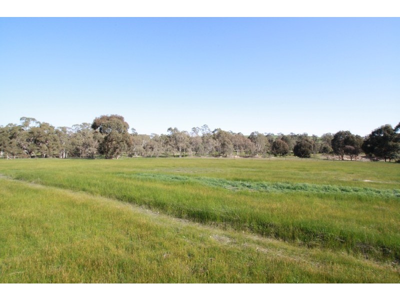 285 Soldier Settlement Road, Ravenswood VIC 3453