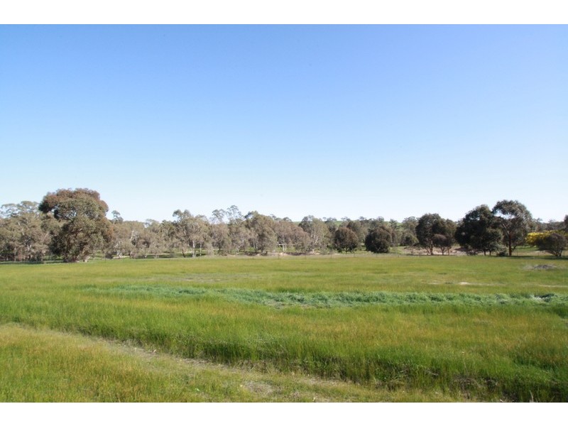 285 Soldier Settlement Road, Ravenswood VIC 3453