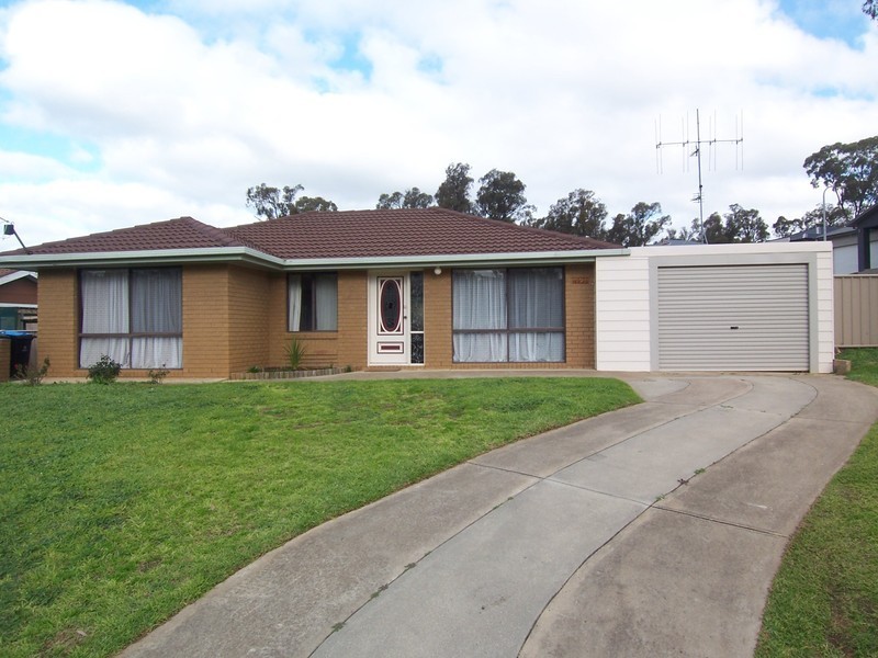 191 Aspinall Street, Kangaroo Flat VIC 3555